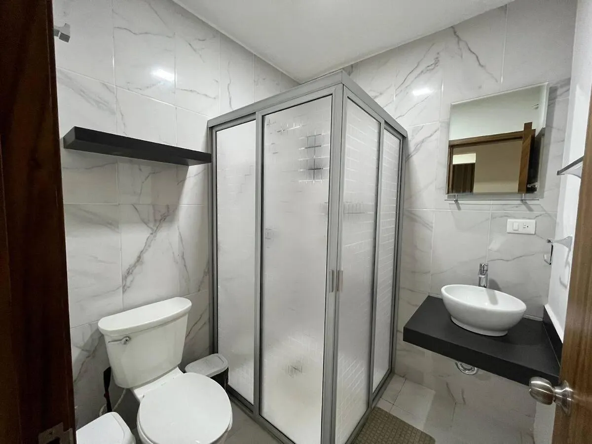 En El Corazon Turistico De Cancún Apartamento